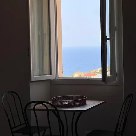 شقة 55m2 De Charme - Vue Exceptionnelle Eglises & *