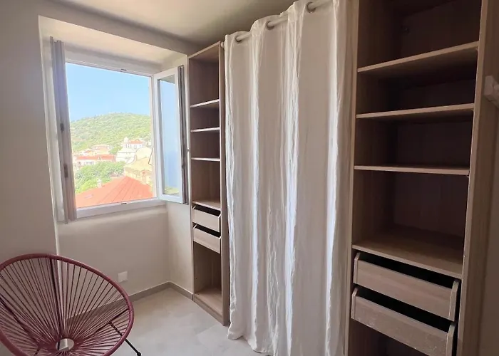 Appartement 55m2 De Charme - Vue Exceptionnelle églises&mer